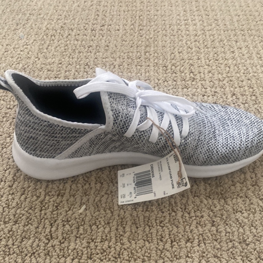 Adidas Cloudfoam Size 8.5 - Picture 3 of 3